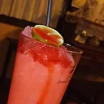 Vitorio Hotel 2*
