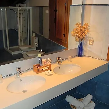 Vitorio Hotel 2*